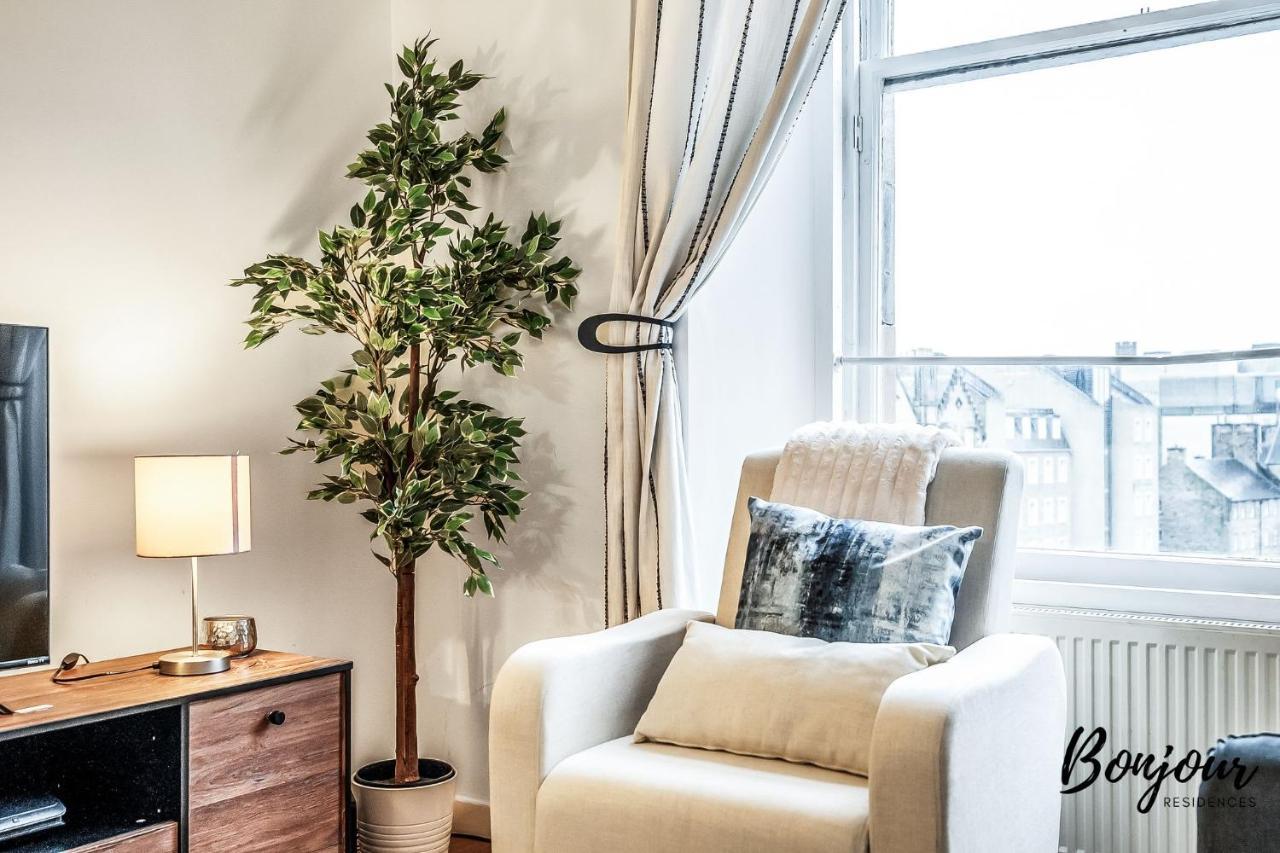 Cosy Grassmarket 2Br-1Ba - Newly Decorated! By Bonjour Residences Эдинбург Экстерьер фото