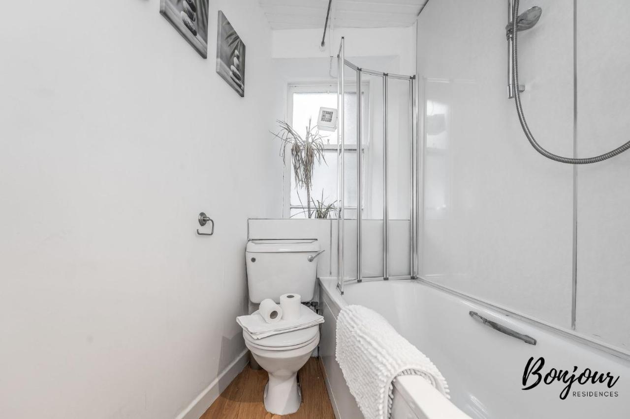 Cosy Grassmarket 2Br-1Ba - Newly Decorated! By Bonjour Residences Эдинбург Экстерьер фото